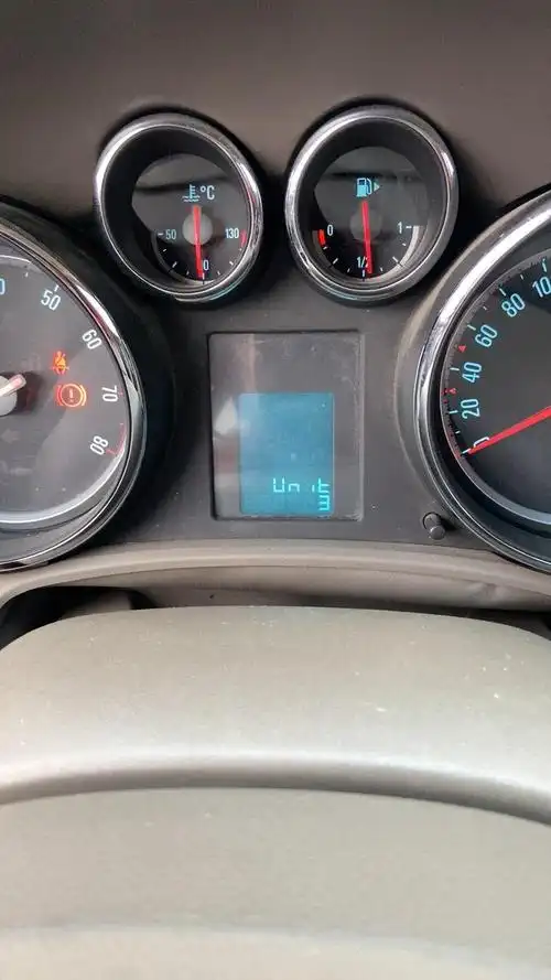 别克英朗 13款gt仪表盘里面的unit是什么意思