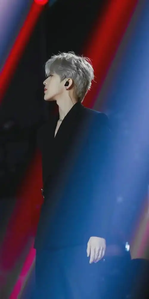 蔡徐坤高清壁纸