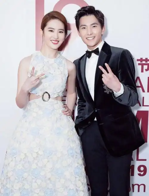 梦回三生三世刘亦菲6年后向杨洋挥手并拥抱堪称超强售后