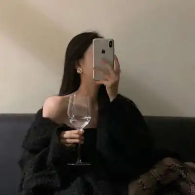 精选手机挡脸女头/你与星光同样_女生头像_我要个性网