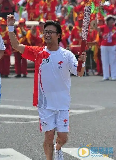 汪峰担任209棒火炬手 汪峰个人资料简介