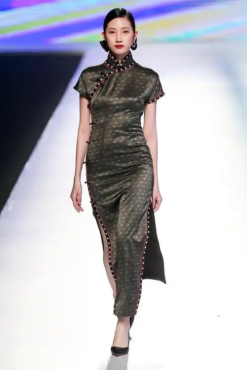 2021广东时装周春季开幕秀慧霞旗袍