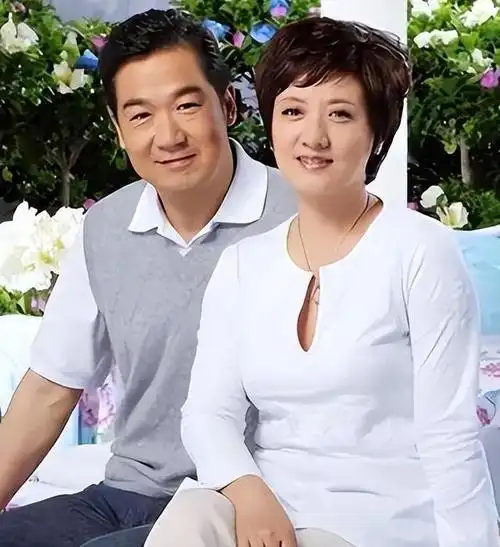 纪实65岁邓婕丁克了一辈子如今活的很潇洒