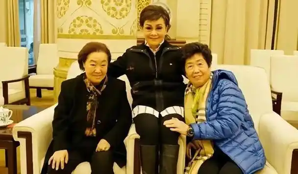 春晚经典重现你期待哪10位歌手唱响难忘今宵