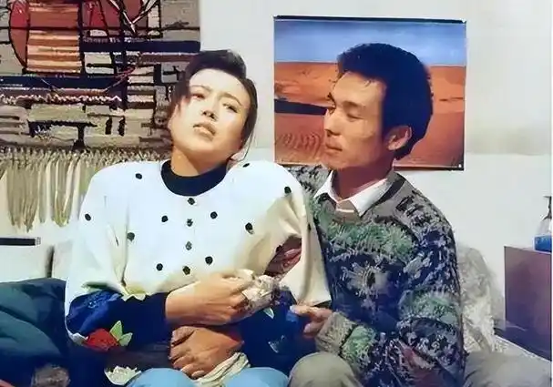 国家话剧院一级演员丁嘉丽:我这辈子最后悔的事就是捧红孙红雷