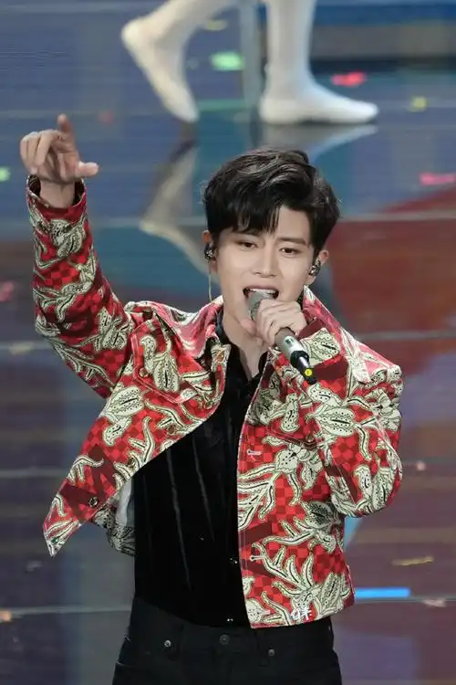 任嘉伦央视春晚##任嘉伦2022虎年央视春晚