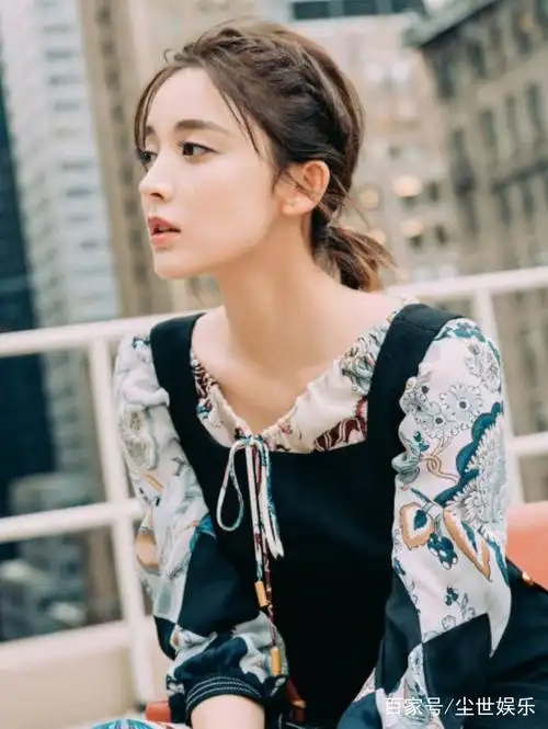 女星的编发造型!杨超越乖萌,迪丽热巴性感,杨幂让人惊艳