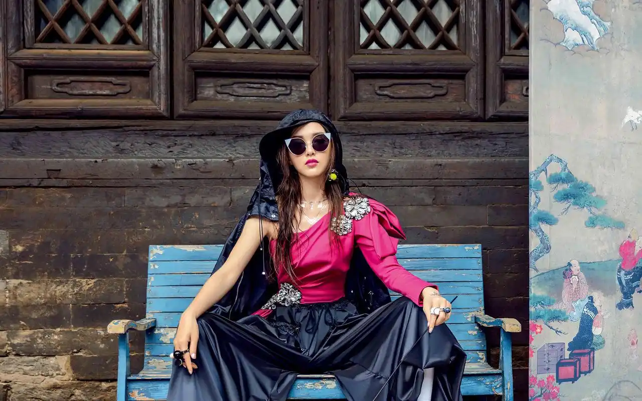 唐嫣时尚杂志封面写真桌面壁纸