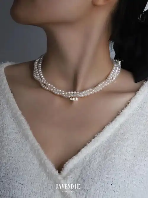 秋冬这样戴珍珠毛衣链时尚感爆棚多种戴法