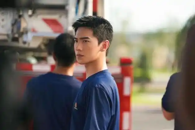 军训|蒋依依|陈都灵|二级演员|白鹿(演员)_网易订阅