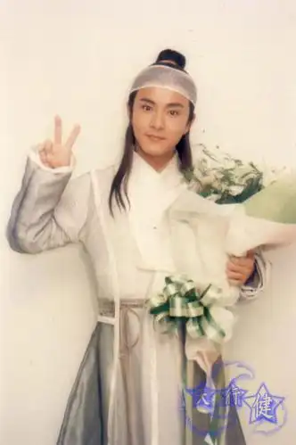 p>《江湖小子》是由 a href="#" data-lemmaid="9221685">谭铭 /a>