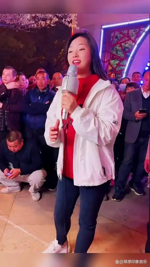 网红女歌手罗姣,湖北武汉人,是一位网络歌手.