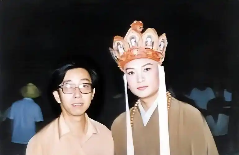 迟重瑞原本演第二任唐僧,因工作人员失误,错失角色,成全徐少华