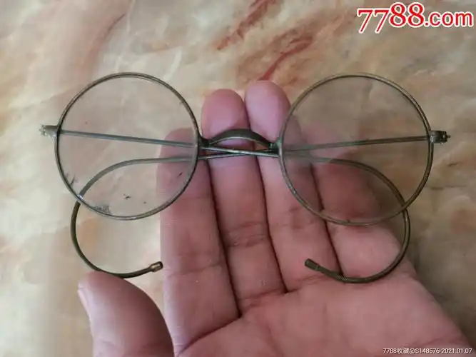 民国18k镀金金丝眼镜一幅