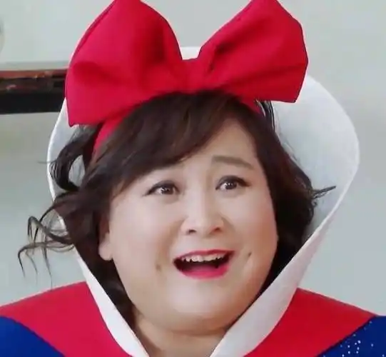 贾玲13岁进入相声圈,如今更是娱乐圈就是一股清流_刘德华_我的偶像