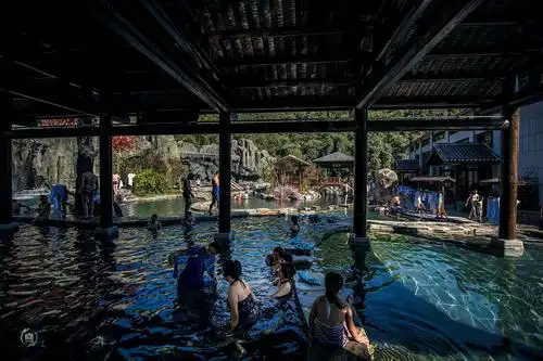 江西*铜鼓之汤里