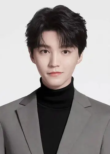 回应: 有什么帅哥证件照能让我瞅瞅吗