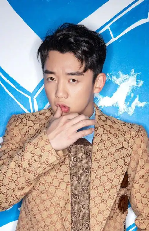 郑恺帅气撩人时尚写真图片