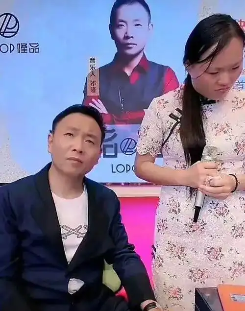 著名歌手祁隆遭遇前妻乐凡实名举报指控婚内出轨多次家暴自己