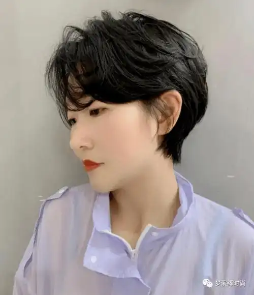 2020流行纹理短发