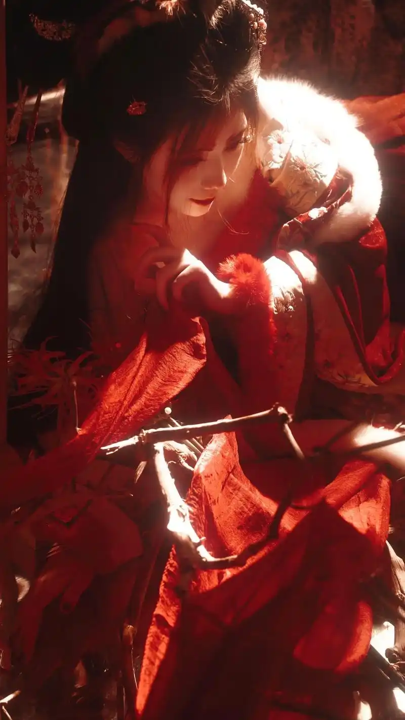 你可不要……你可不要辜负我啊……不然的话……#暗黑系 #古风 - 抖音