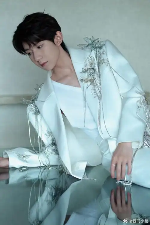 王源蜻蜓流苏西装##王源画像