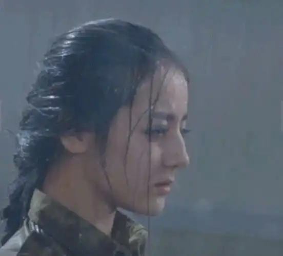 盘点那些在雨中的女演员们,有的唯美,有的和想象中不一样