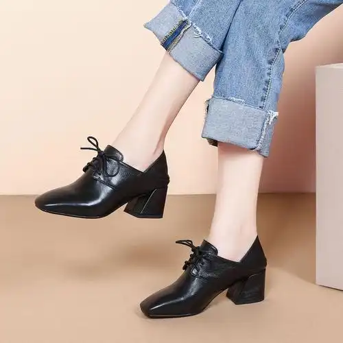 共968 件秋款真皮女单鞋子相关商品