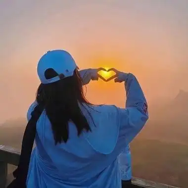 朦胧美感的背影头像真气质 希望有人觉得认识我是件幸运的事-腾牛个性