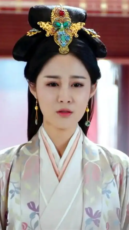 思美人昭碧霞梁田饰