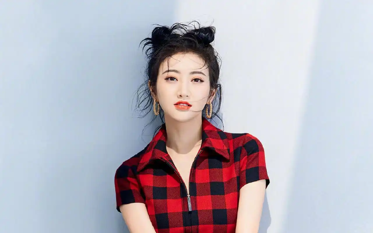 景甜时尚养眼写真桌面壁纸