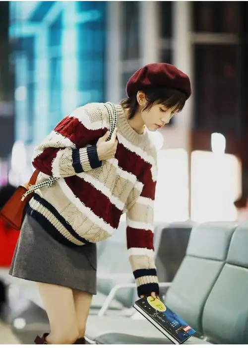 欢乐颂2曲筱绡王子文明星同款秋冬新款圆领针织条纹麻花拼色毛衣