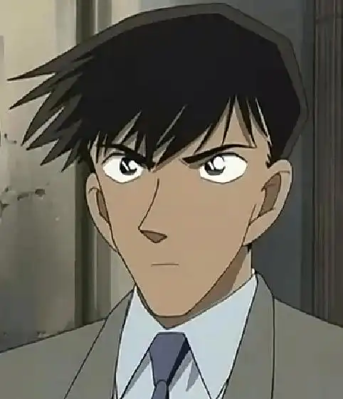 犯三系高木涉【巡查部长】再来一张英姿飒爽的佐藤警官勇敢坚强的警花