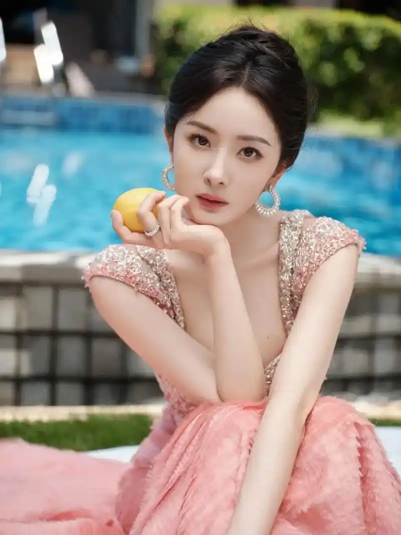 女明星中国内地女演员杨幂.女明星#美女#影视#女演员#杨幂