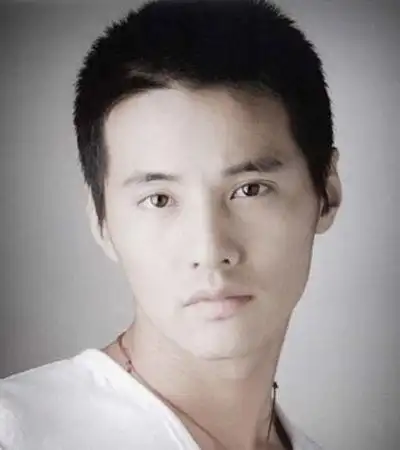 男士圆寸头发型图片魅力男人最钟爱圆寸头发型