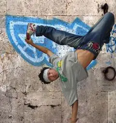 求这个是什么街舞 ,是不是breaking的动作