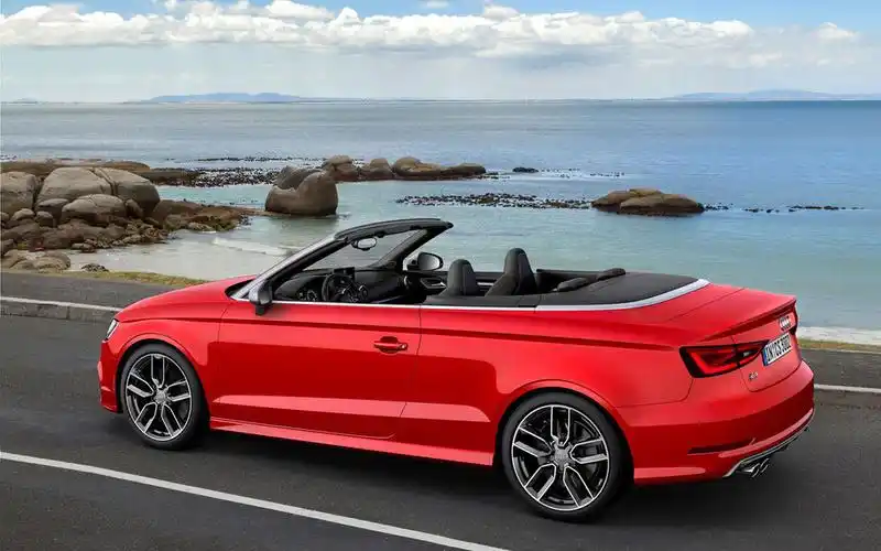 红色奥迪s3四座敞篷版汽车图片分享