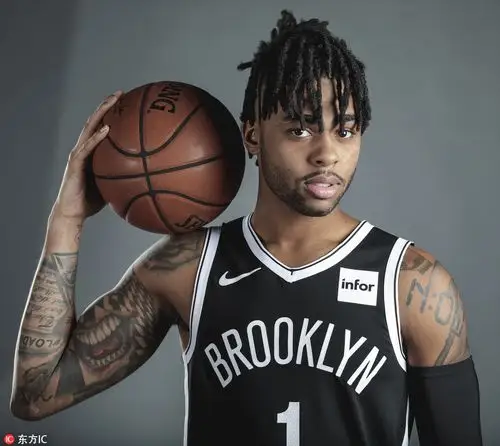 从"头"开始!各队球星的脏辫看了让人头皮隐隐作痛