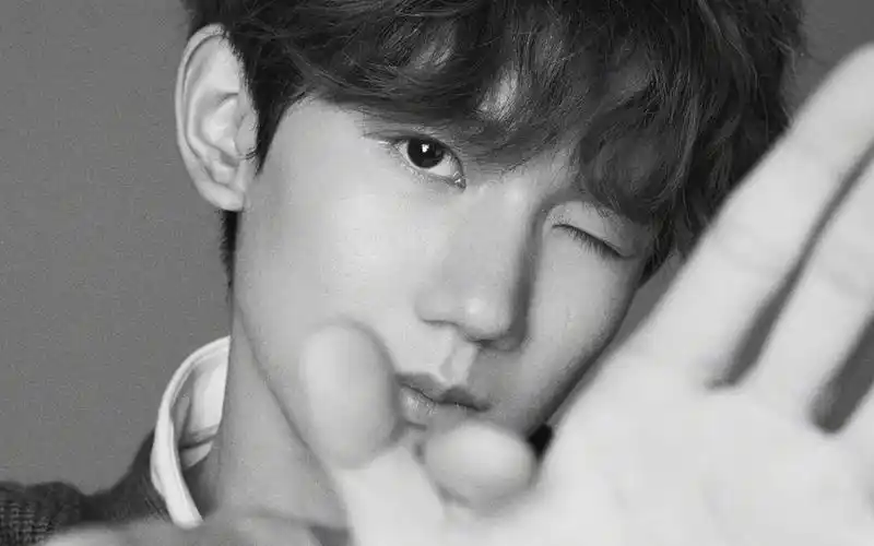 王源帅气写真图片桌面壁纸