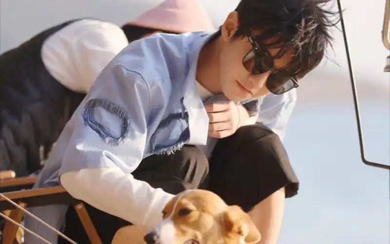 王俊凯 恰好是少年