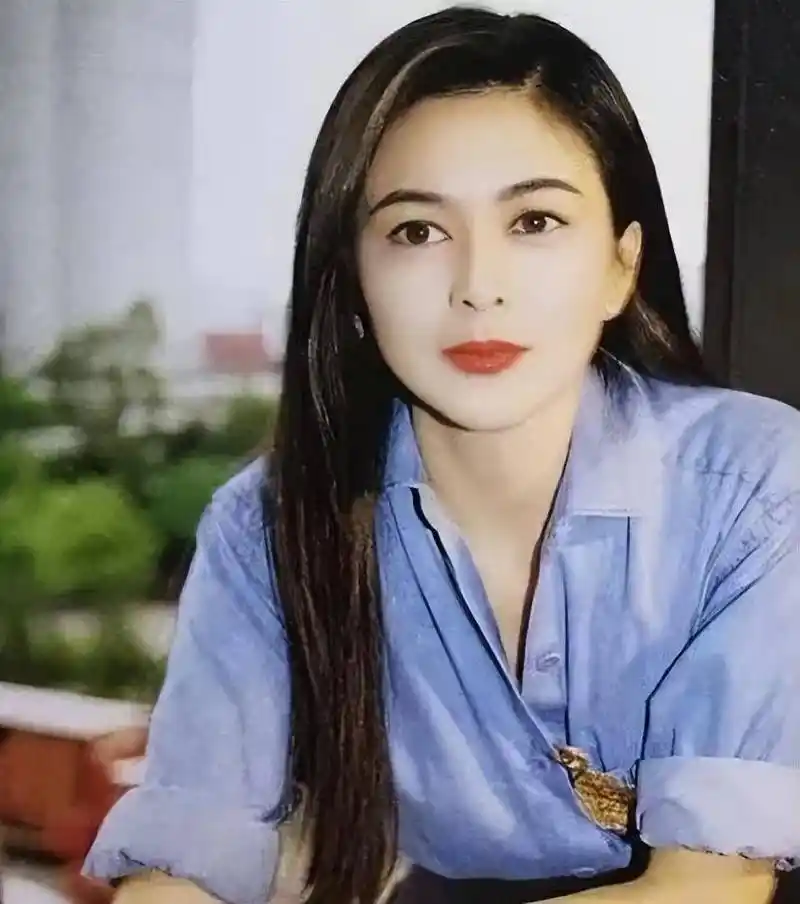 刘銮雄发毒誓回应30年前绯闻,关之琳的清白还能回来吗?