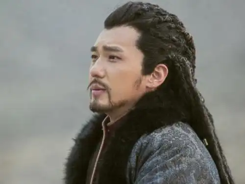 白宇新剧《霍去病》,造型奇特,还能认出你爱豆吗?