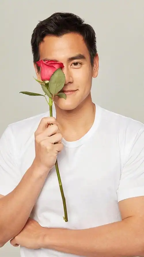 阿信》《激战》《黄飞鸿之英雄有梦》《匆匆那年》《湄公河行动》《邪