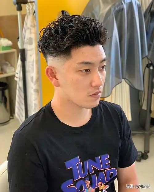 锡纸烫发型图片男短发(男发不论怎么剪) - 赤虎壹号