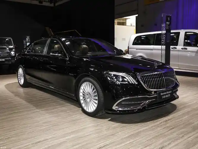 【2019款迈巴赫s级s 450 4matic_整体外观_12/270张图片】_汽车图片