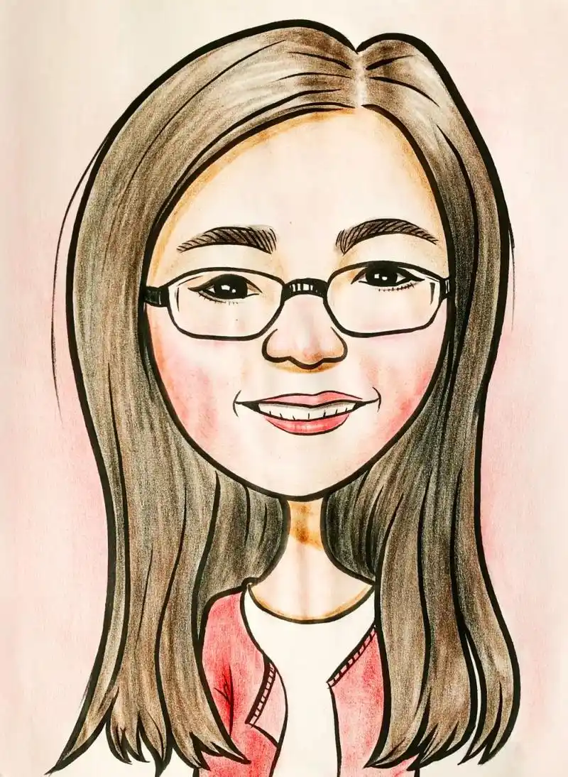 看随州美术教师金丽将真人肖像画成漫画