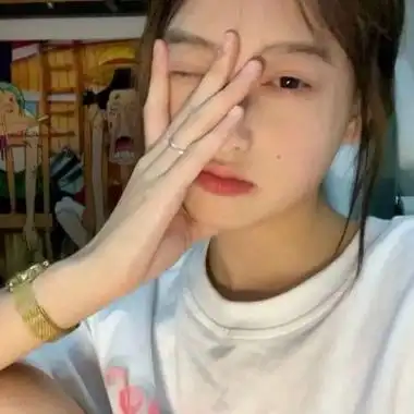 一身仙女味的可爱清新女生头像