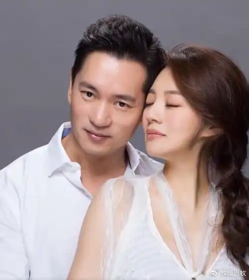 安以轩官宣产女,首胎老公嘉奖24亿,陈荣炼曾为前妻女儿买游艇