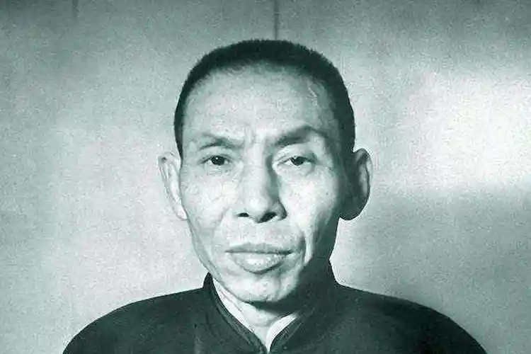 杜月笙:世间有三碗面最难吃,人面,情面和场面!