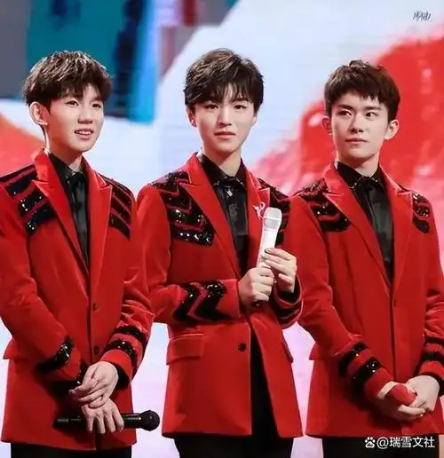 多年后,再看他们三人的"境遇",原来命运的给予,早就标好代价